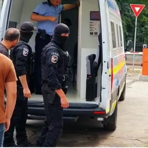 Bărbat de 31 de ani reținut pentru agresiune și lipsire de libertate în Botoșani