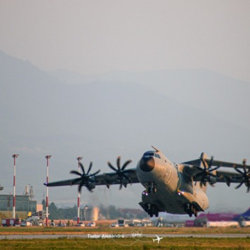 Record de zboruri într-o zi pe aeroportul din Brașov Ghimbav