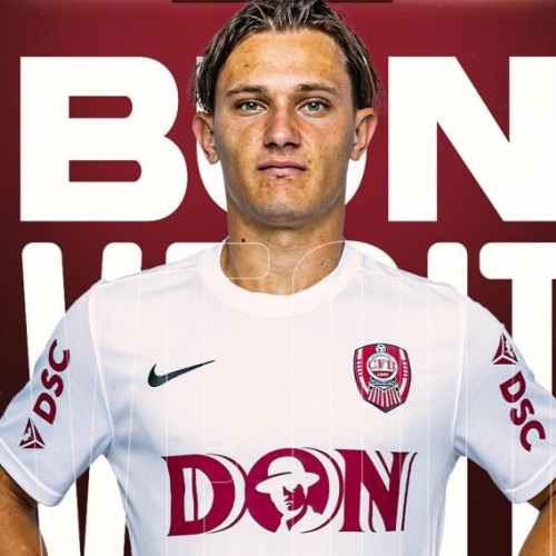 CFR Cluj a anunțat transferul unui jucător tânăr de mare talent, Lorenzo Biliboc, de 18 ani. Fotbalistul soseste de la Juventus Torino, unul dintre cele mai mari cluburi din lume. Potrivit sursei stiridecluj.ro, Biliboc este considerat unul dintre cei mai promițători jucători ai generației sale și a evoluat în cadrul academiei Juventus, unde și-a demonstrat calitățile.