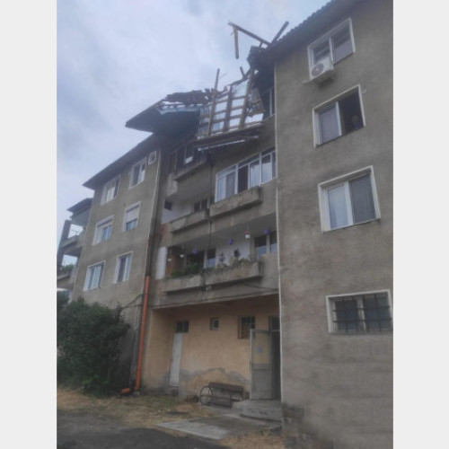 Pompierii din Bihor au intervenit în peste 40 de acțiuni în Legătură cu fenomenele meteorologice periculoase