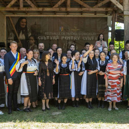 Ceru-Băcăinți, poarta către trecut la Festivalul "Cultura pentru Cultura"