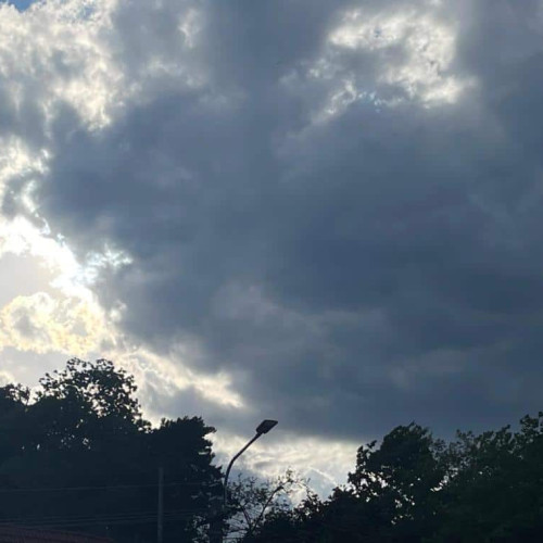 Avertizare meteo de cod galben și portocaliu emisă în Alba și alte zone din țară