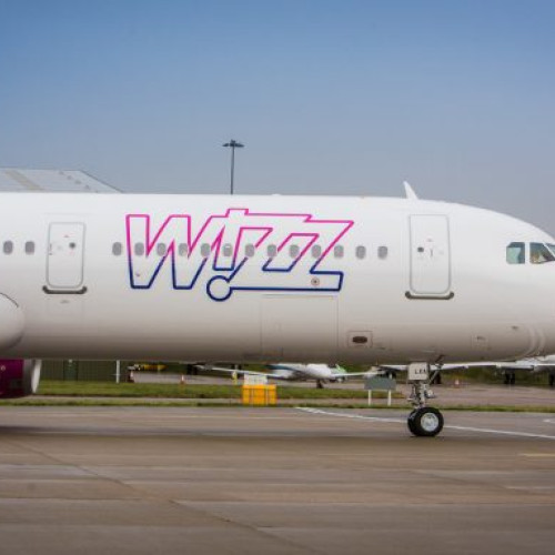 toate zborurile Wizz Air de pe aeroportul bucurești băneasa vor fi mutate pe aeroportul henri coandă