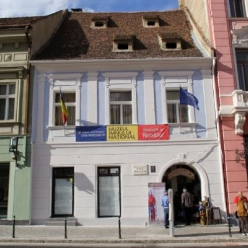 expozitie la muzeul „Casa mureșenilor” din brașov: „cercul magic al vieții”