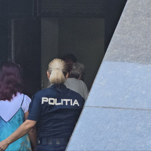 Grup infracțional organizat acuzat de trafic de persoane și fraude imobiliare