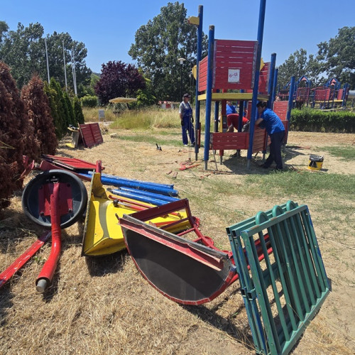 parcul tara piticilor din constanța în așteptarea reamenajării după mai bine de un an