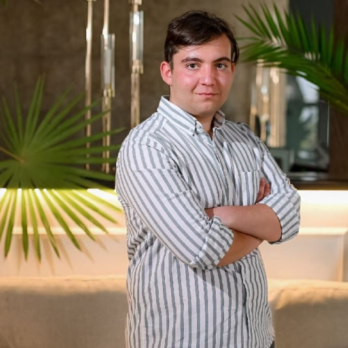 tânăr pasionat de film și artă digitală, Sebastian-Costin Marcu, despre drumul său în cinematografie