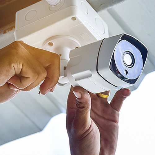 Orașul Săveni din județul Botoșani investește aproape un milion de lei pentru extinderea sistemului de supraveghere video