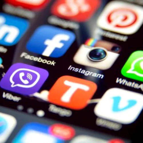 Aplicatii și riscuri ascunse: cum îți monitorizează telefonul în mod secret