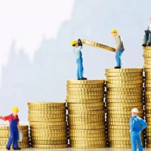 2025 se anunță un an plin de provocări financiare pentru angajați și angajatori în România