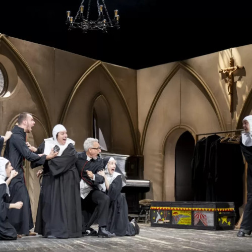 teatru brasov prezintă piesa „obiceiuri necurate” la festivalul național de teatru