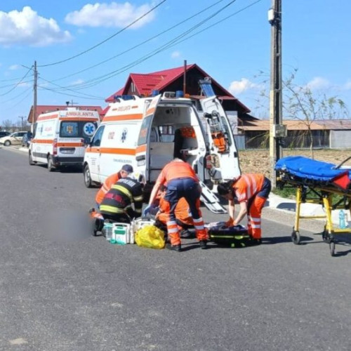 accident grav la Dorna Candrenilor: mama și fiul răniți după ce un autoturism a lovit mașina lor