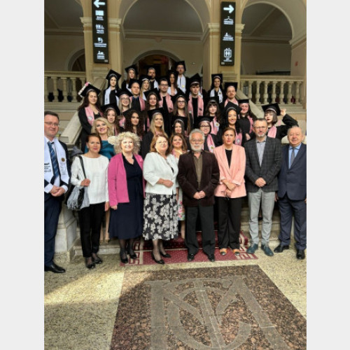 Înscrierile au început pentru programele de licență în științe politice și jurnalism, precum și pentru masteratul în politici publice europene, la Universitatea din Oradea. Potrivit site-ului admitere.uoradea.ro, candidatii pot aplica fie personal, în sala V004 de la Facultatea de Istorie, Relații Internaționale, Științe Politice și Științele Comunicării, fie online.