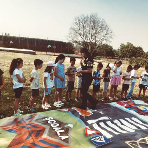 incident grav la o școală din Ploiești. Un elev a fost rănit