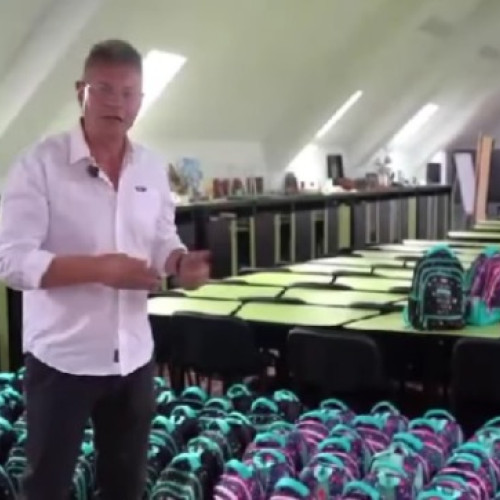 Primăria Ghimbav oferă ghiozdane și rechizite gratuite pentru elevi