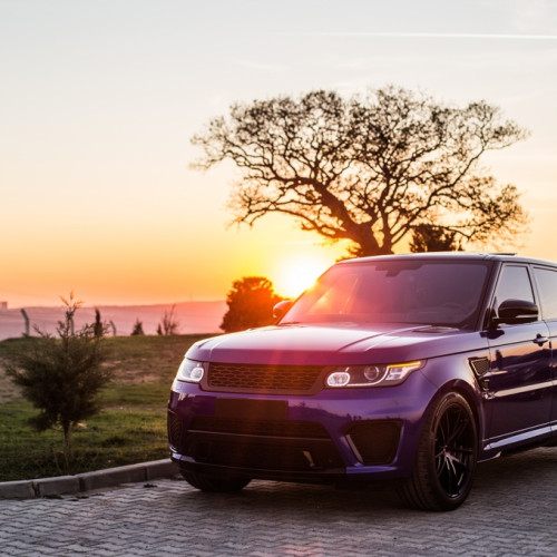 Licitatie pentru vanzarea unui Land Rover din 2023 la pret de 7.000 de euro plus TVA