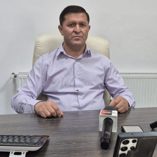 Primarul din Slobozia Bradului, lovit de localnici în timpul unei interventii pentru respectarea legii