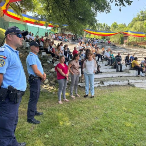 Jandarmii vrânceni mențin ordinea publică în acest weekend în zonele unde se desfășoară evenimente culturale