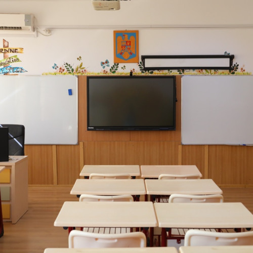 Livrarea echipamentelor pentru unitățile de învățământ din Constanța a început