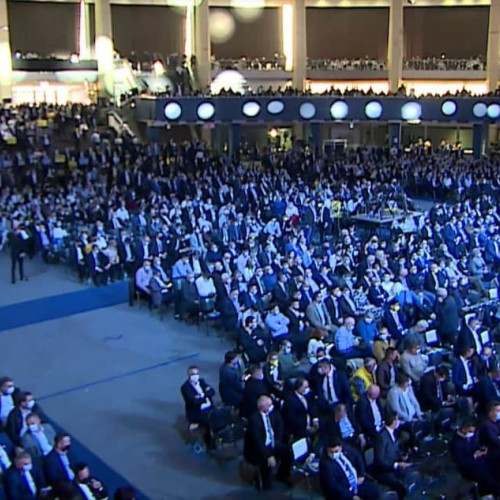 Congresul extraordinar al PNL se va desfășura sâmbătă la Palatul Parlamentului, pentru alegerea noii conduceri a partidului. La eveniment vor participa aproximativ 1.200 de delegați, iar județul Alba a trimis 42 de reprezentanți, conform declarațiilor made de secretarul general al filialei, Marius Hategan.