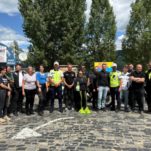 eveniment rutier pentru motocicliști pe malul lacului Bicaz