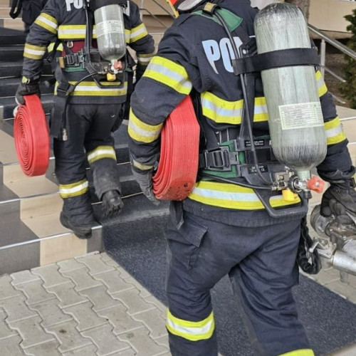 Incendiu în localitatea vrancea: o butelie pe gaz a fost mistuită de flăcări