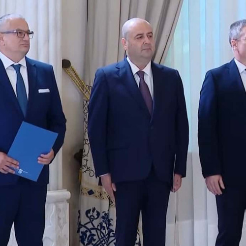 Trei noi judecători la Curtea Constituțională a României (CCR) și-au depus jurământul