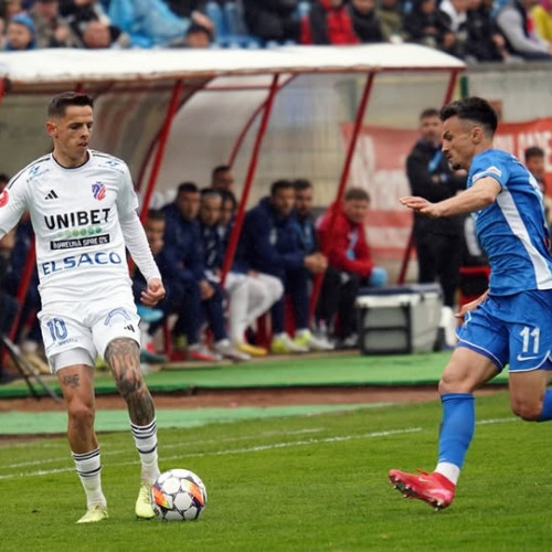 matchul FC Botoșani - Farul Constanța are loc luni, 14 iulie, de la ora 19:00, pe Stadionul "Municipal". Acest meci marchează prima etapă din noua ediție a SuperLigii. Pentru FC Botoșani, va fi a 13-a oară consecutiv când echipa intră într-un campionat pe prima scenă a fotbalului din România, performanță care o face alături de FCSB, CFR Cluj și Farul (Viitorul).