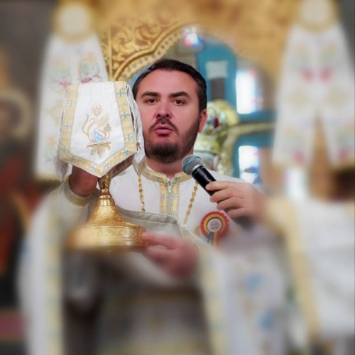 reactie a preotului Ionuț Ghibanu la festivalul "Beach, please!" de pe litoralul românesc