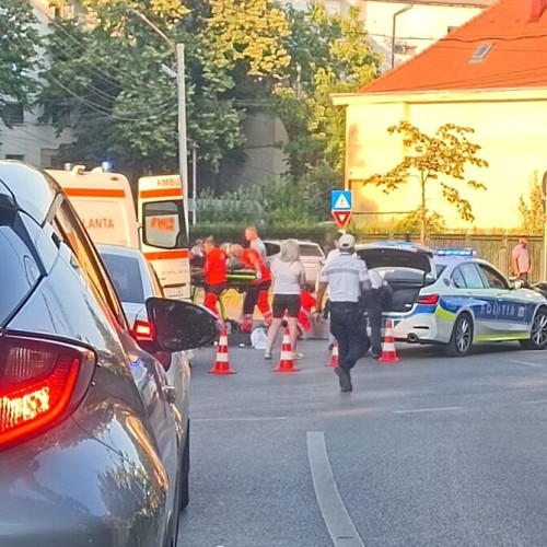 accident în Botoșani: un copil de 15 ani a fost rănit după o coliziune pe bulevardul Mihai Eminescu