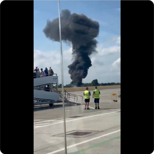 Avion de mici dimensiuni prăbușit pe Aeroportul Southend din Londra