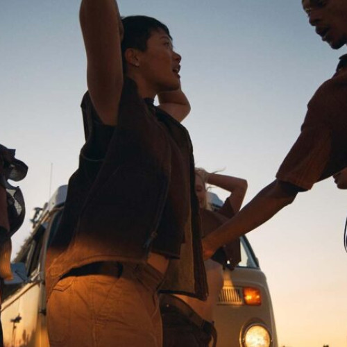 Ce trebuie să iei cu tine pentru o vacanță de neuitat la mare cu prietenii