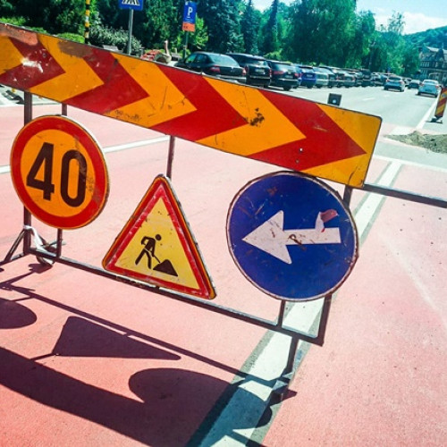 trafic restricționat pe strada Codrul Cosminului din cauza unor lucrări de canalizare