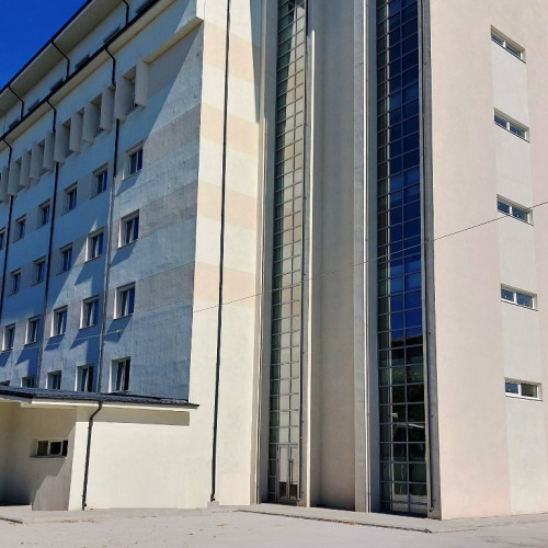 Spitalul Militar de Urgență „Dr. Alexandru Popescu” din Focșani organizează un nou concurs de angajare pentru postul de soldat gradat profesionist în domeniul sanitar. Anunțul reprezintă o șansă pentru persoanele interesate de a se alătura unei echipe cu tradiție, dedicată atât sănătății, cât și serviciului militar.