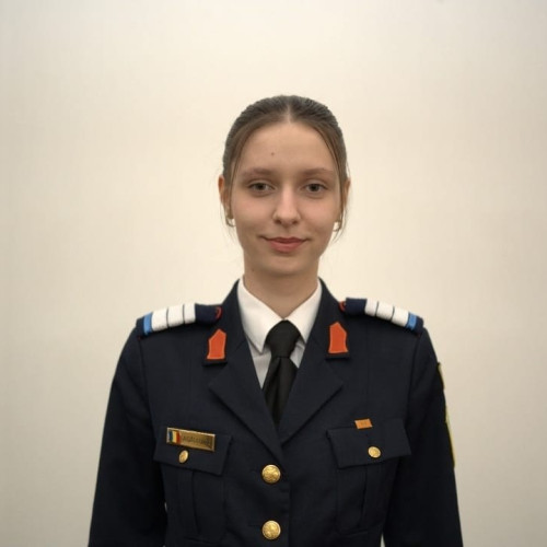 tânără din botoșani, admisă pe primul loc la academia militară