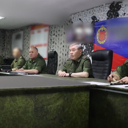 Valeri Gherasimov, șeful Statului Major al armatei ruse, a vizitat grupul militar &quot;Centru&quot; din zona Pokrovsk, regiunea Donetk, informează Ministerul Apărării de la Moscova. Aflat în estul Ucrainei, acest punct are o importanță strategică în cadrul eforturilor Rusiei de a-și menține controlul asupra întregii regiuni Donetk, notează agenția de știri Tass.