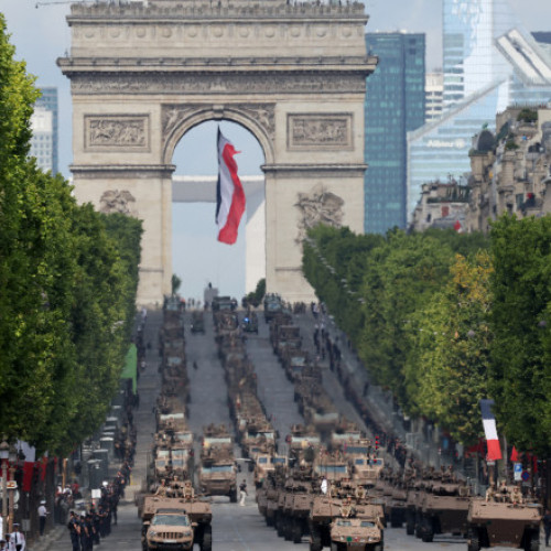 franța a sărbătorit ziua națională cu o paradă militară spectaculoasă la paris