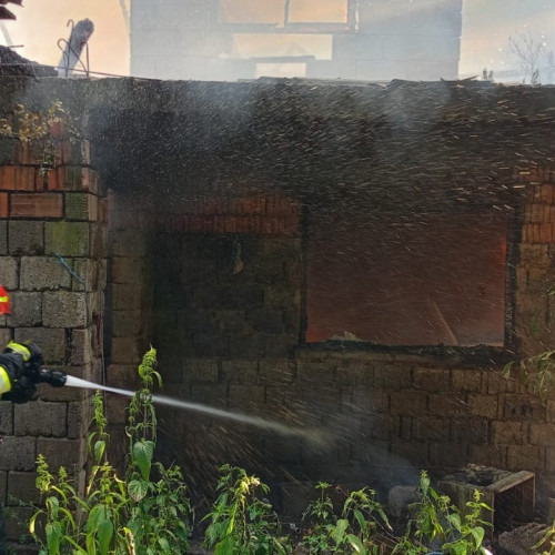 Doi incendii în Neamț într-o singură zi