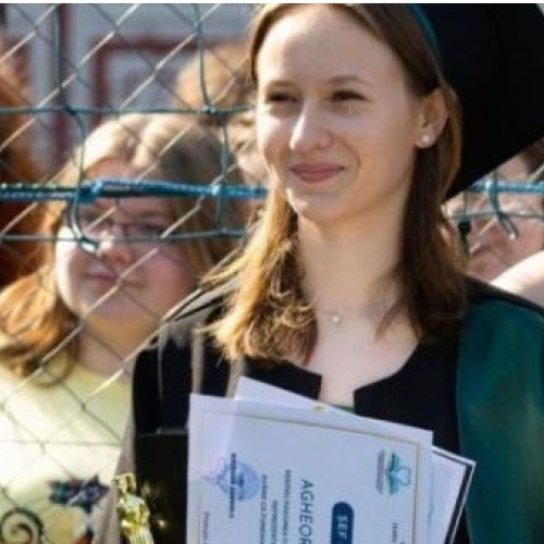 Flavia-Ilary Agheorghitoae, o elevă excepțională din Botoșani, a impresionat naționalul prin rezultate remarcabile