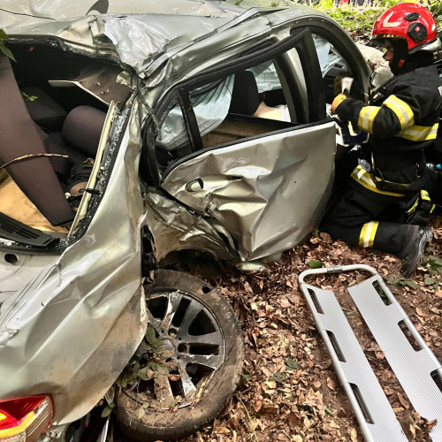 Tineri răniți într-un accident rutier între Cristinești și Baranca