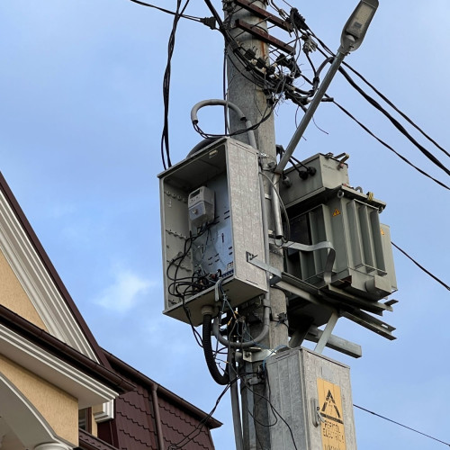 Peste 660 de cazuri de fraudă în consumul de gaze naturale și energie electrică în primele șase luni din 2025