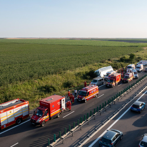 Doi oameni și-au pierdut viața în accidentul de pe autostrada A2