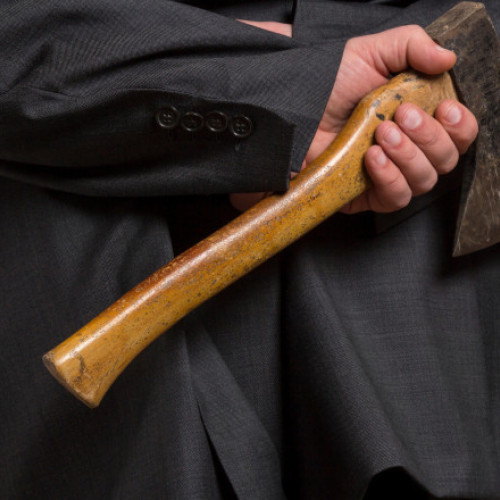 Bărbat de 51 de ani, arestat după amenințări și încălcarea ordinului de protecție