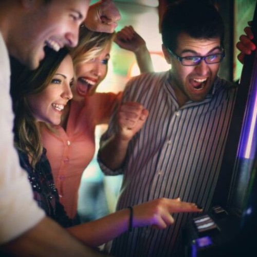 Importanța jocului responsabil la cazinouri online și offline