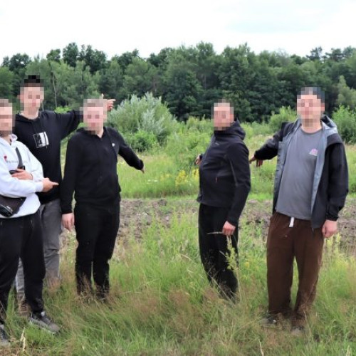 Trei cetățeni ucraineni reținuți după trecerea ilegală a frontierei în Suceava