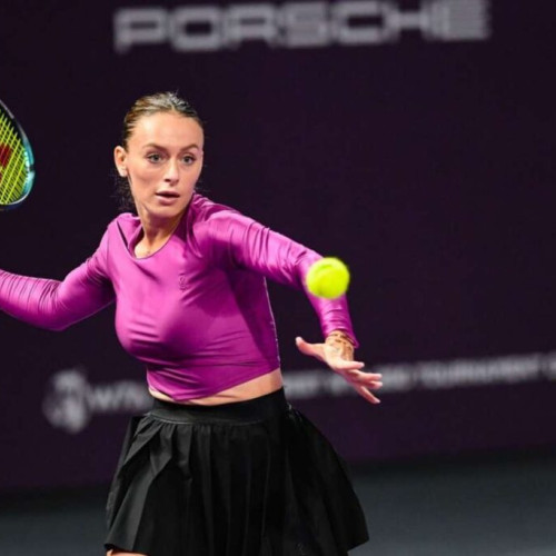Ana Bogdan, câștigătoare la turneul de tenis feminin de la Iași în 2022 și 2023, a încheiat participarea la ediția din acest an a competiției încă din primul tur. Potrivit ziaruldeiasi.ro, sportiva a fost eliminată atât la simplu, cât și la dublu, după cum au raportat organizatorii.
