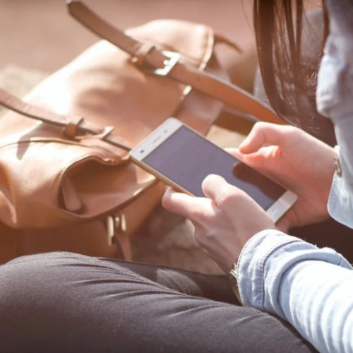 Cetățeni contactați de pe numere necunoscute înșelătorie în numele Poliției de Frontieră