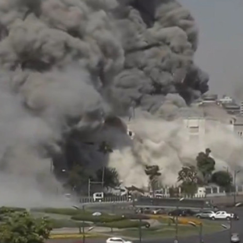 Israelul atacă două cartiere din Damas, inclusiv sediul armatei siriene