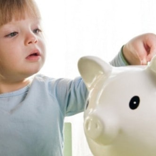 sute de copii din botoșani primesc alocații din țări europene