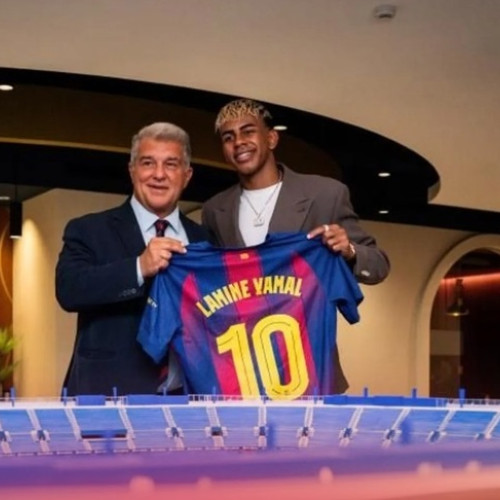Lamine Yamal și-a prelungit contractul cu FC Barcelona și va purta tricoul cu numărul 10
